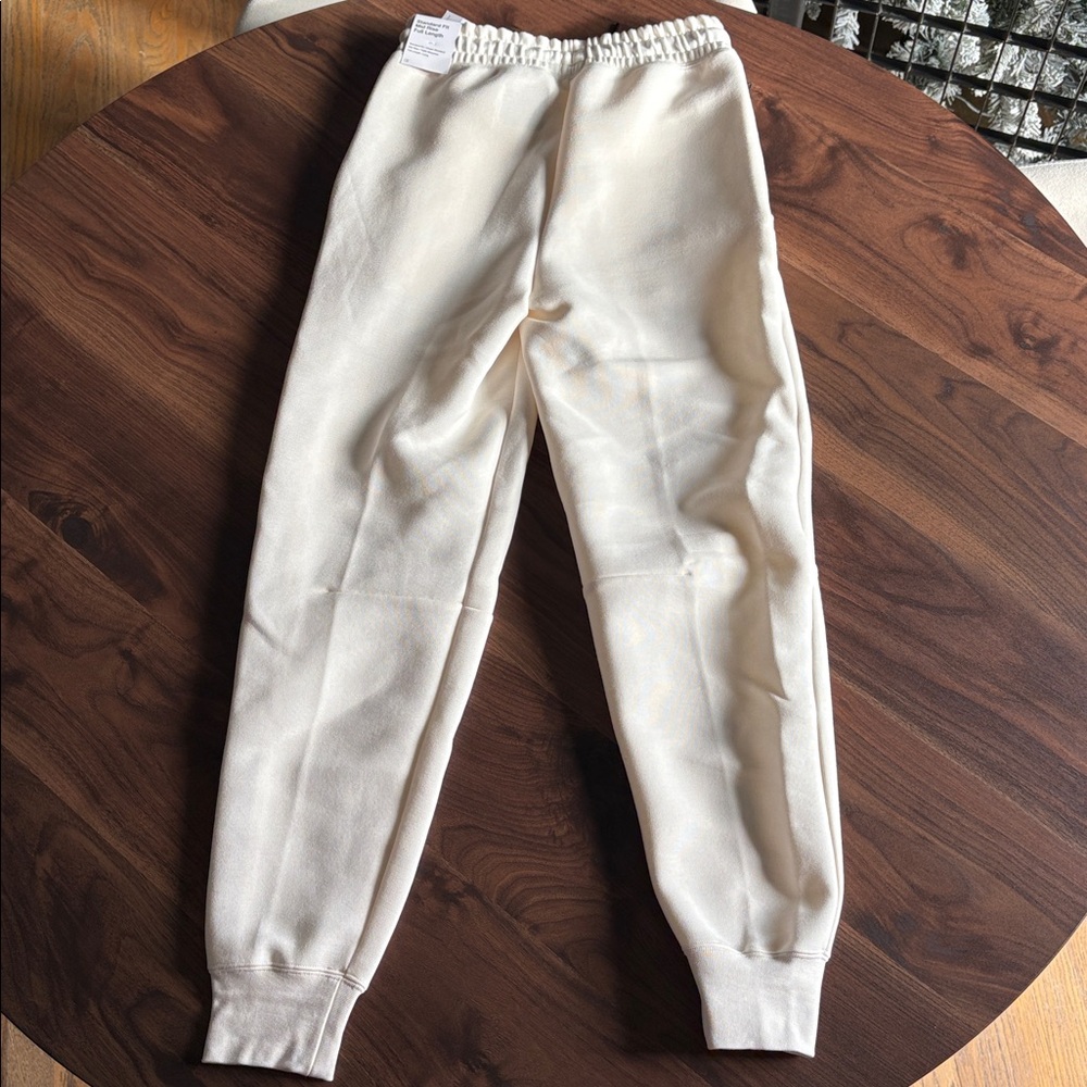Nike Tech Women’s Joggers XS

100% authentic brand new with tags - Picture 4 of 4